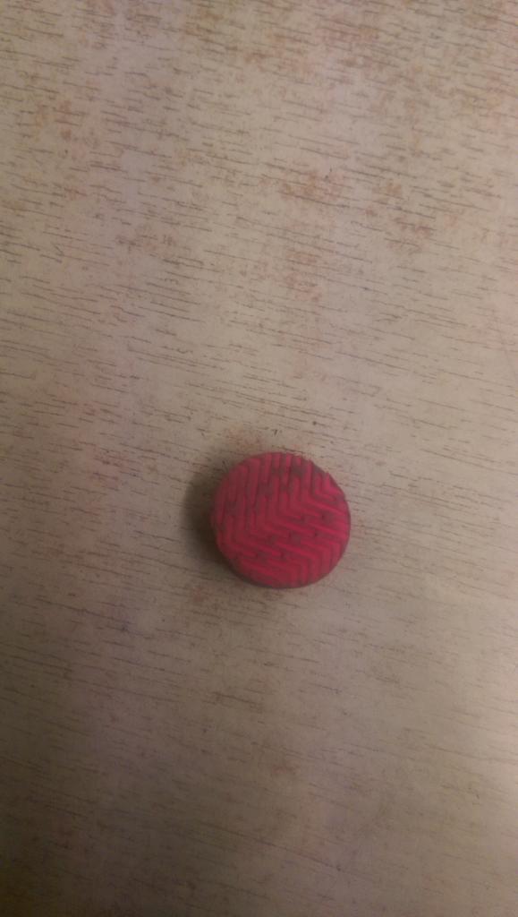 Emfarla's tweet photo. @SKECHERS_UK brought a pair of go walk 3 about 2 weeks ago and they're already falling apart. #unimpressed http://t.co/IIJbbRpKB4
