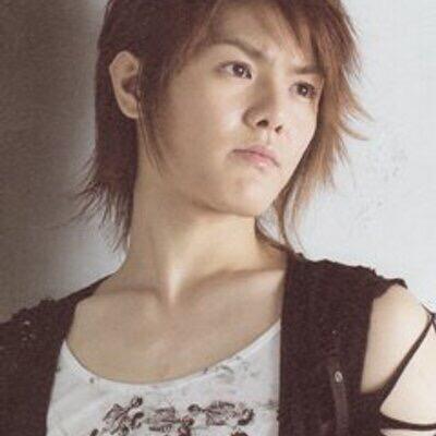 RyutaMuro's tweet photo. .

猫系男子を

veteran  緑   室龍太

飼ってみませんか   ¿

 昼  ；  なｧ  構ってや   ~   …  ｯ

 夜  ; 今日何処行ってたん    お仕置きやで御主人

 何方の俺が好みですか  ? http://t.co/BfxAtJDyma