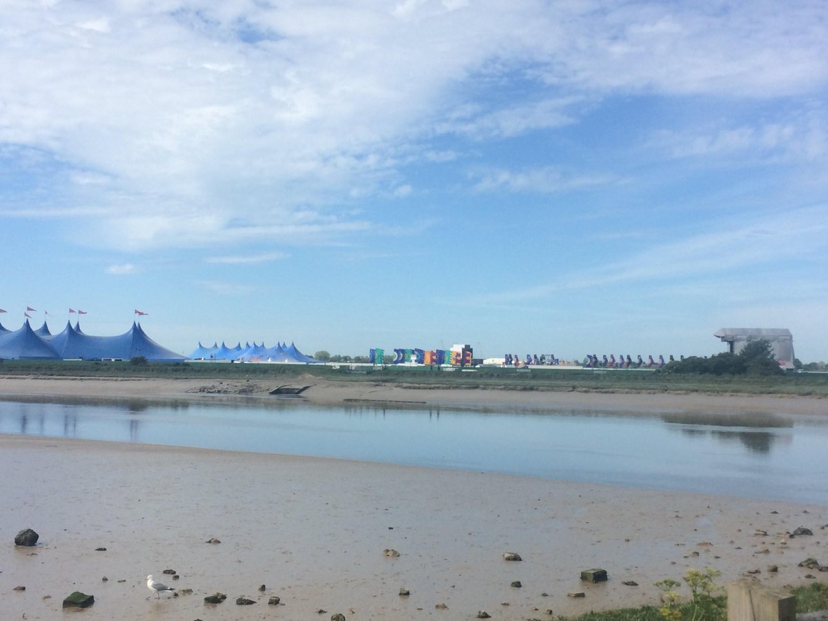 “<a href="/WILD_LIFE_FEST/">WILD LIFE FESTIVAL</a>: Who's looking forward to getting here?Don't forget the sun cream! ☀ ” <a href="/Cat_Sarah21/">Catherine McCarthy</a> <a href="/JeddDJ/">Jedd Barry</a> @ASOS_Sev