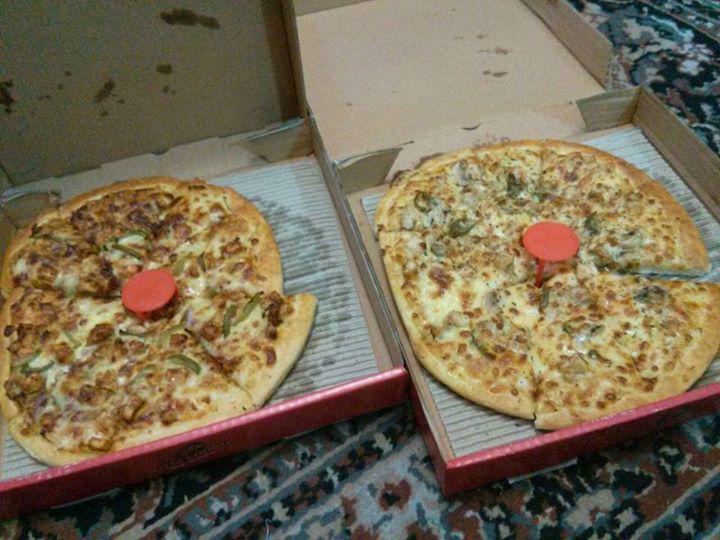 pizzapointpk's tweet photo. Picture shared by our fan Ovays Anwar.
Thanks for sharing http://t.co/InGJZK1fzY