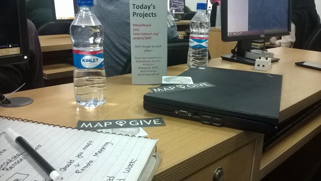 adnantahir_'s tweet photo. Wounderful Experience... Great Session It Was at @ITUPunjab @USCGLahore @MapGive #Map4Nepal @coolkayani http://t.co/1ylkQiXXDx