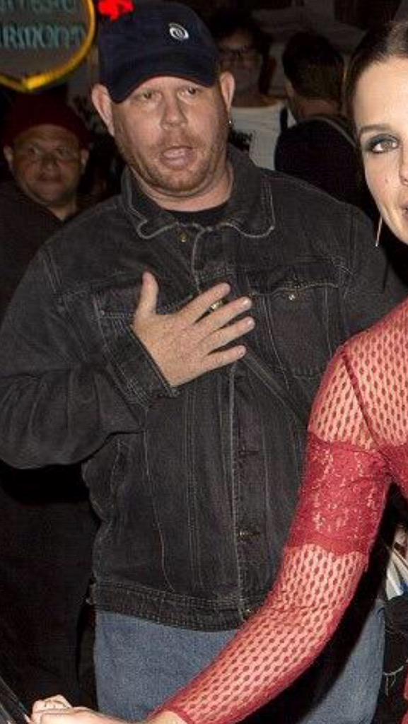 alwaysxoth's tweet photo. me if i ever saw sophia in person http://t.co/oZO5PK5fyz