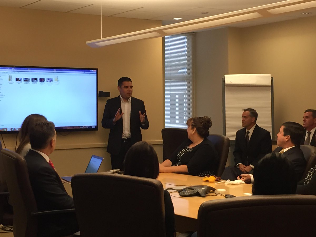AACPharmacy's tweet photo. AACP welcomed @RobertGarciaLB this morning to celebrate Interim 18 & #PharmEd20. We can't wait to @VisitLB! #DCMeetLB http://t.co/SaaNYK9DCV