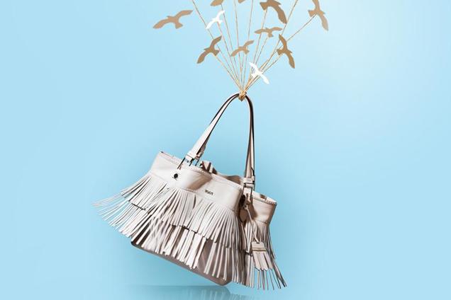 ElizabethStMom's tweet photo. TAKE FLIGHT with Tod's Small Flower Bag: http://t.co/Na1QzpHHDP http://t.co/TknvBSa4xj