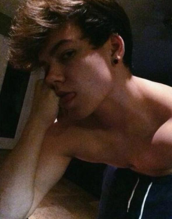 stateking's tweet image. c e d r i c