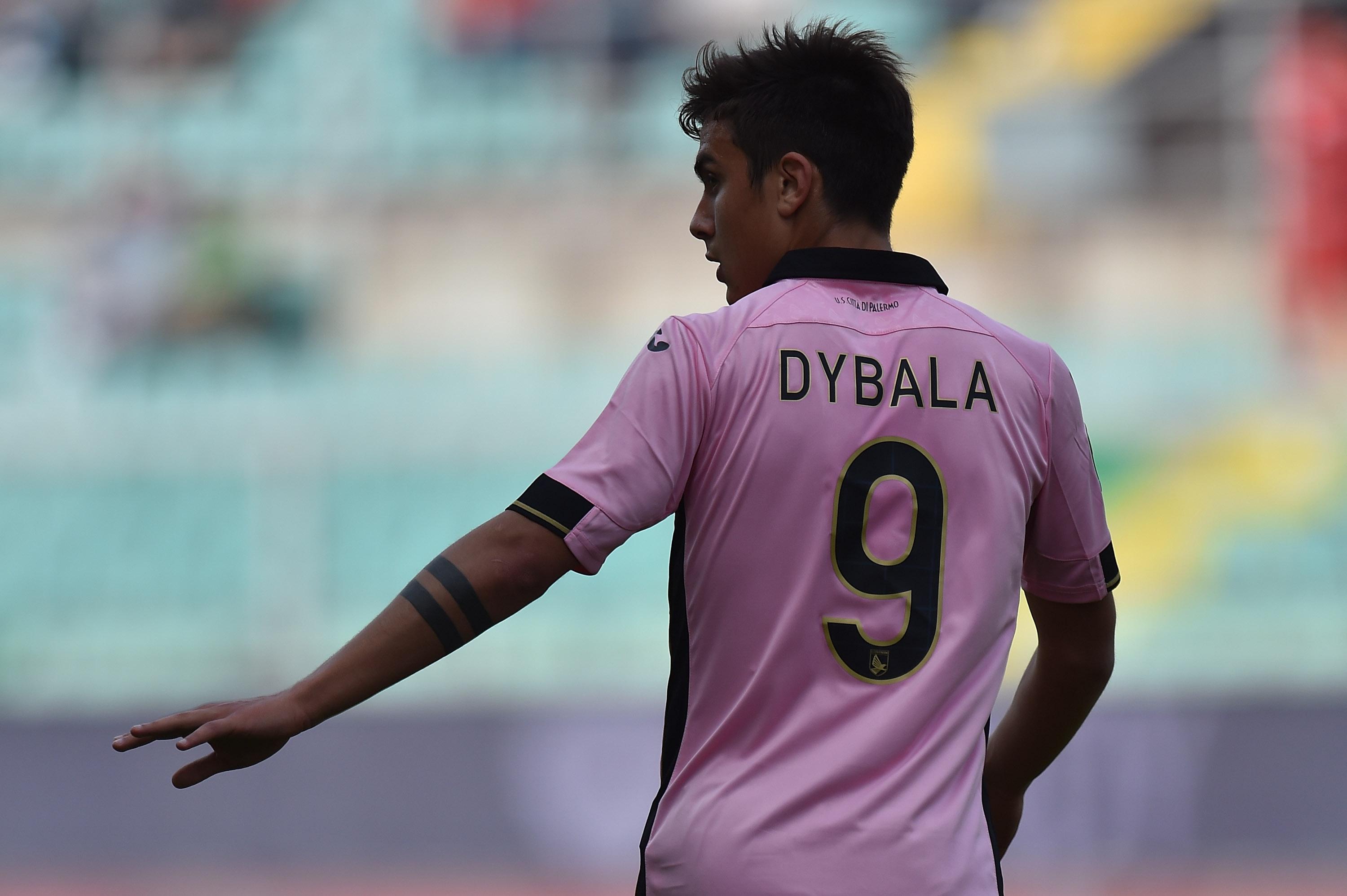 UEFA Champions League в X: „A very exciting signing for @juventusfcen:  21-year-old forward Paulo Dybala for €32m #UCLfinal http://t.co/vzq0NewEAt“  / X