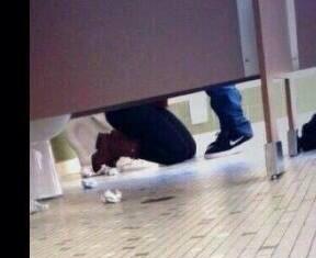 Bu yaşıma geldim ilk defa evlilik teklifi eden bi kadın görüyorum.