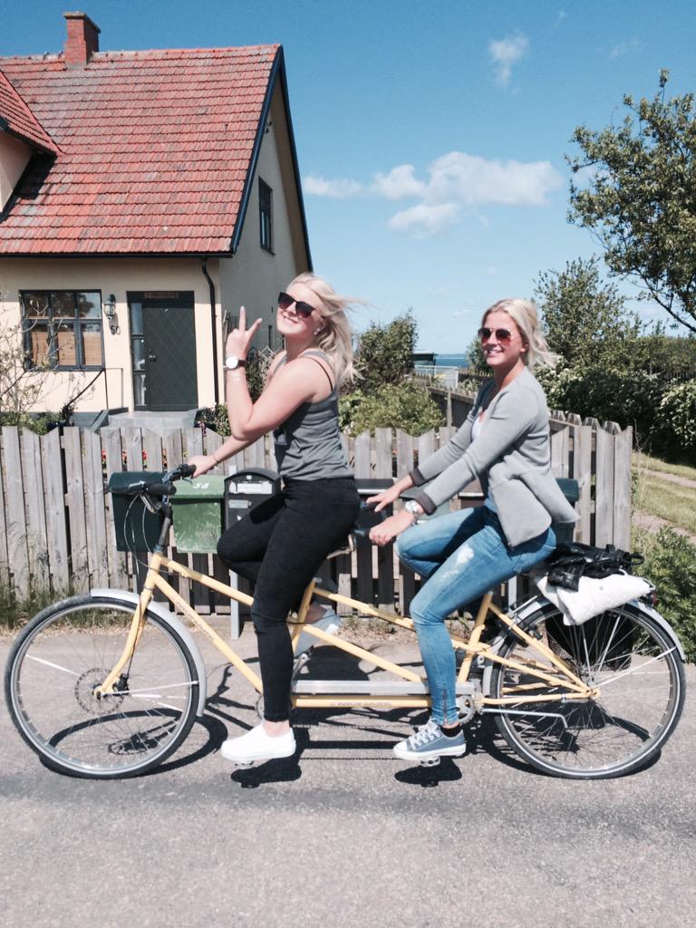 iidaahaallgren's tweet photo. Haft det bäst idag på ven med fint väder och finaste klassen ☀️💛 #SA12A #8dagar http://t.co/YpMamN3XRh
