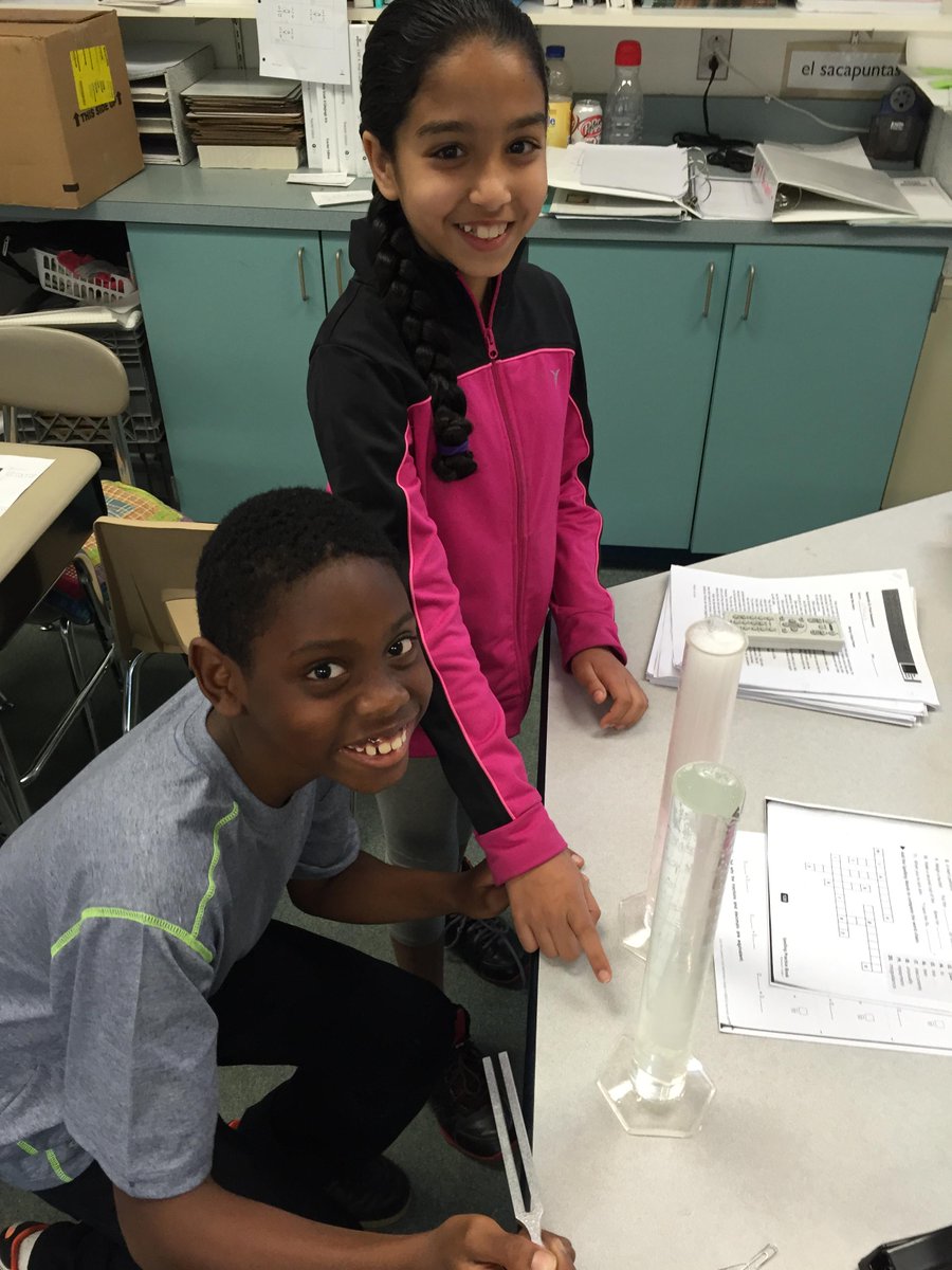 MrHallgrade4's tweet photo. Light Inquiry!  Does light reflect, refract, transmit, or get absorbed? http://t.co/q5buol5d6E