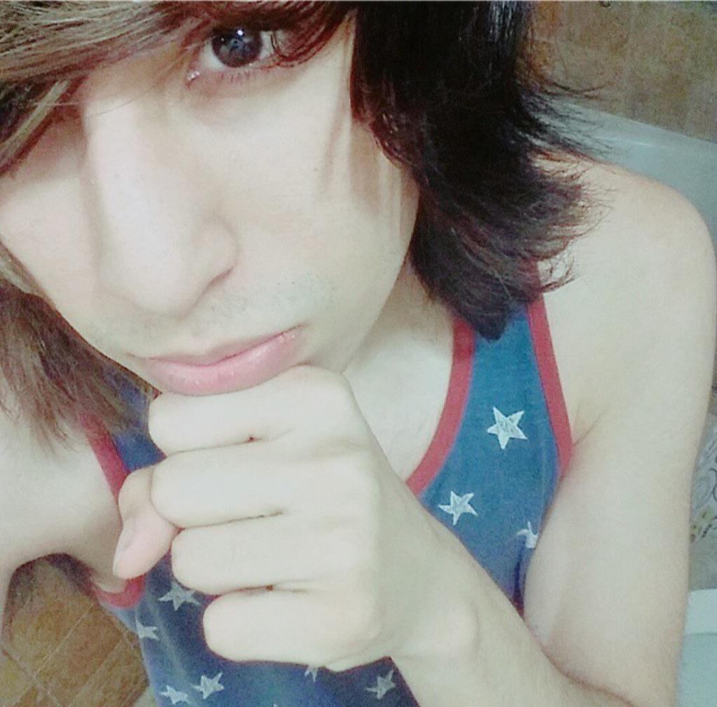 Rt for a Dm im so bored