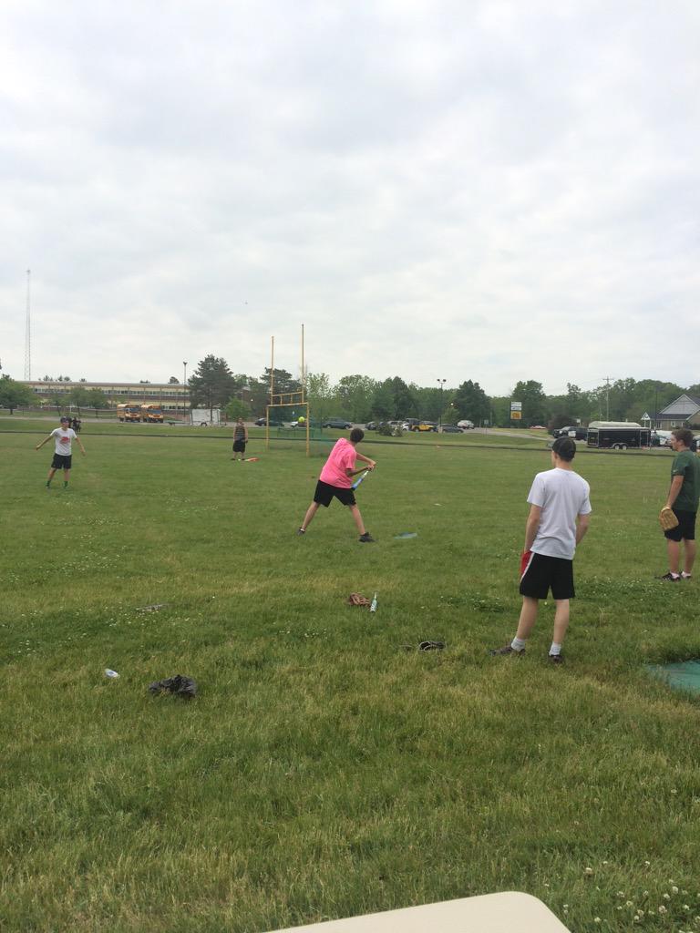CSSWarriors's tweet photo. Lots of people out enjoying and participating in Memorial Baseball #CSSWarriors http://t.co/Noj8qi4adC