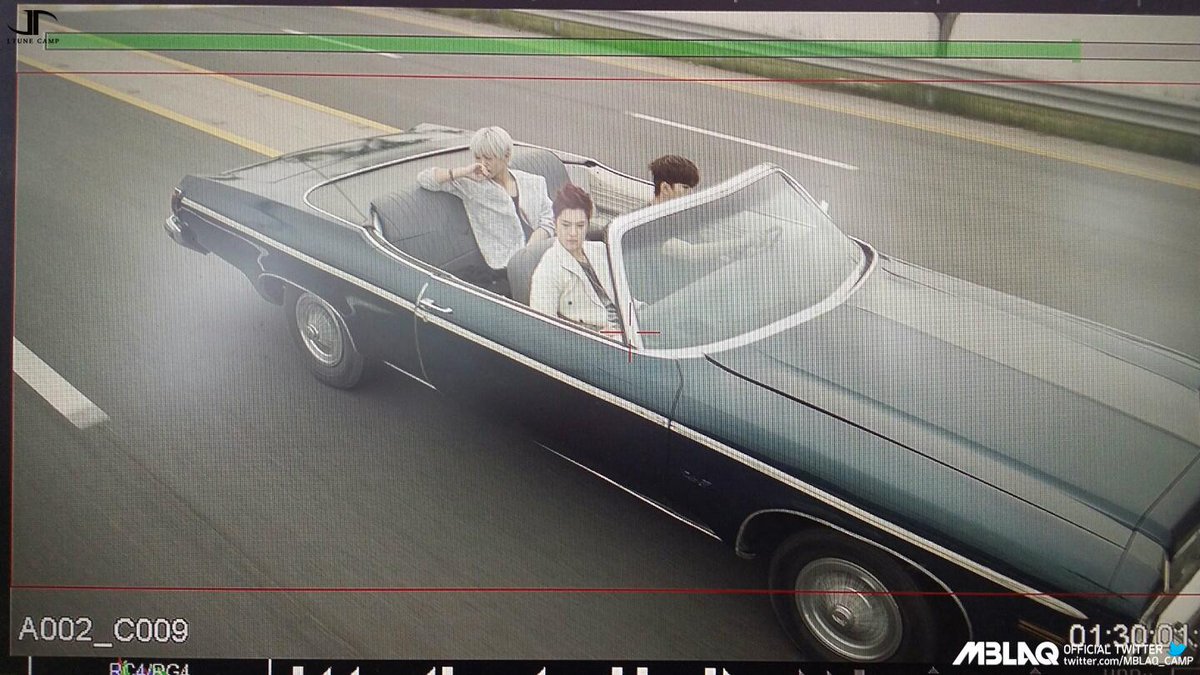 MBLAQ_CAMP's tweet photo. [#MBLAQ] A+를 위한 #거울 뮤직비디오 촬영 현장 미리보기 1 #엠블랙 http://t.co/FXQLb4tLPb