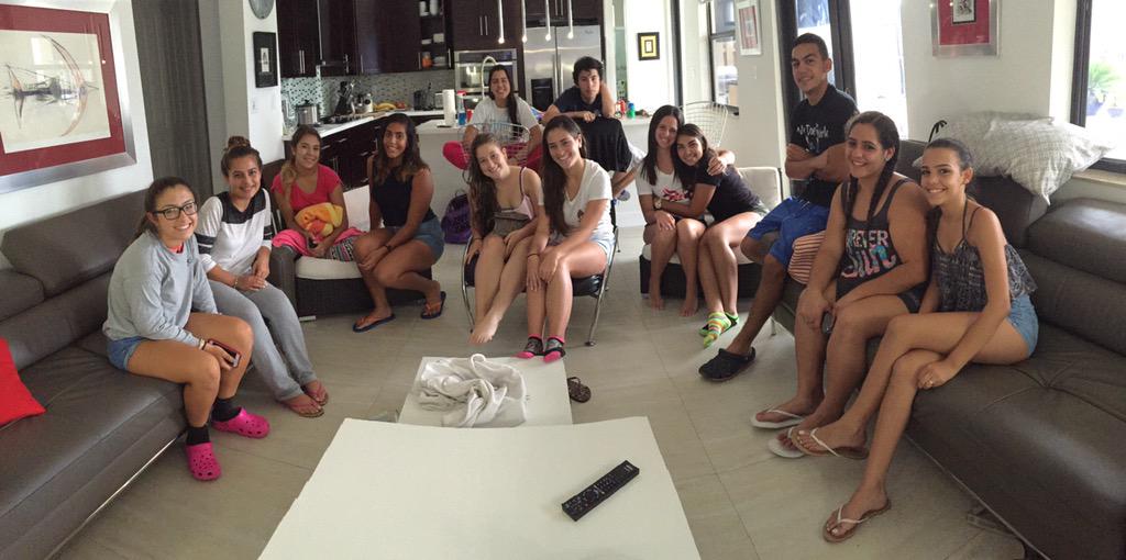 FergusonGuard's tweet photo. First team bonding of the summer☀️❤️ http://t.co/pTMKLkq7Hv