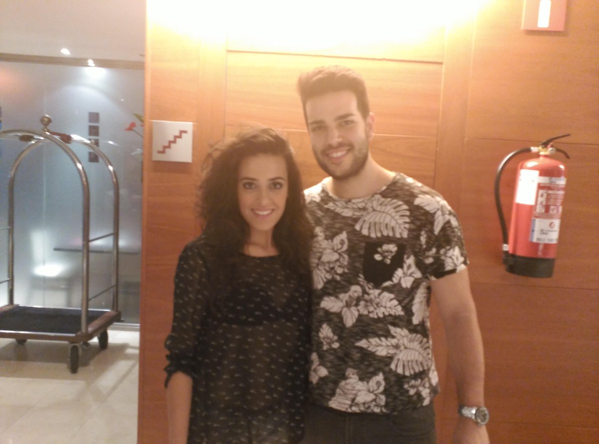 Xtiansanchez's tweet photo. Aquí tenéis la entrevista que he hecho hoy a @VirginiaElose. http://t.co/LIHXlkdRKJ ¡Ha sido un auténtico placer! http://t.co/x4WG461xT9