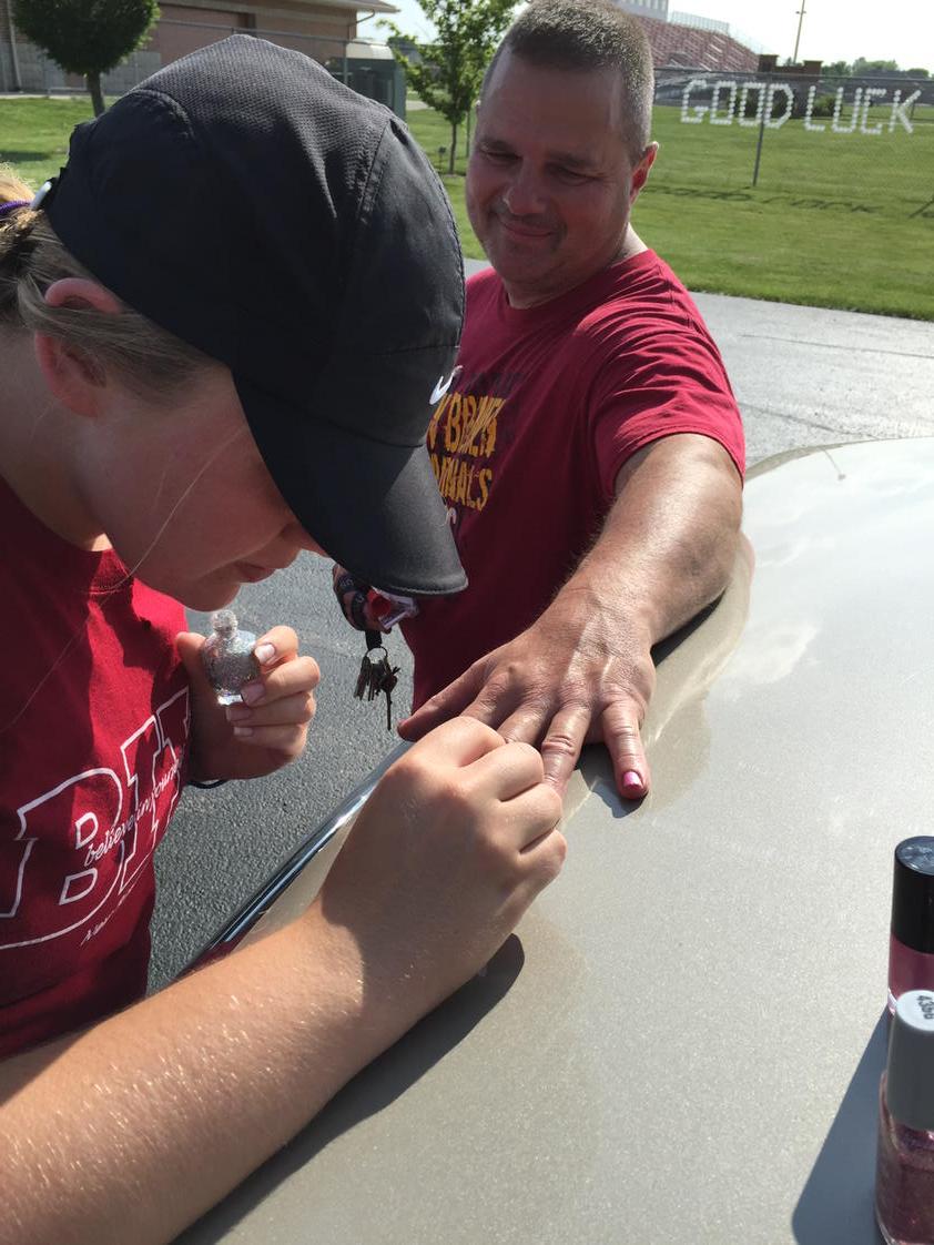NBCARDS_Track's tweet photo. Losing bet = Coach Sharp gets pink nails! #prettying ink http://t.co/8eNTTd0GQK