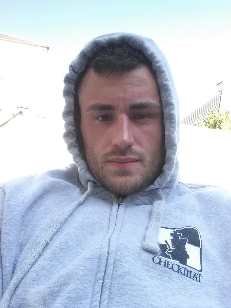 Trou13le_'s tweet photo. 88kg just 3.5kg to do in the morning now @ironmannmma @CheckmatBJJ @Teamesmaeli @UIEvent #UIC15 #Checkmatbristol http://t.co/Ka8zbL2VWc