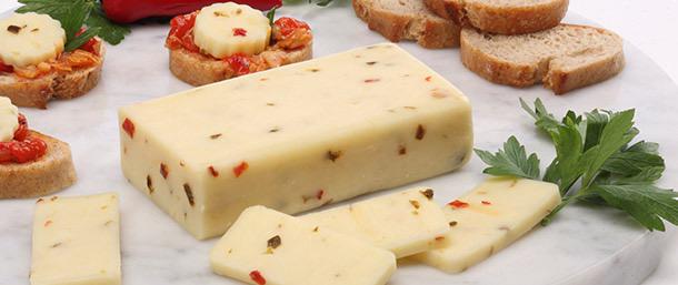 mcleanss's tweet photo. Happy National Cheese Day🐭✌🏼️ #nocheeseemoji #mousepack #cheese4ever #pepperjackordie #CHEESE http://t.co/YVtvZnaQPG