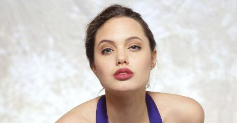 Immer so schön. Und immer ein bisschen traurig: Angelina Jolie wird heute 40! Happy Birthday!  