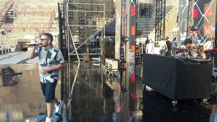 volocomenic's tweet photo. @RoccoHunt  #capocannoniere #MTVAwardsStar @ValerioNazo @italian_chief http://t.co/ya6ucajNGS