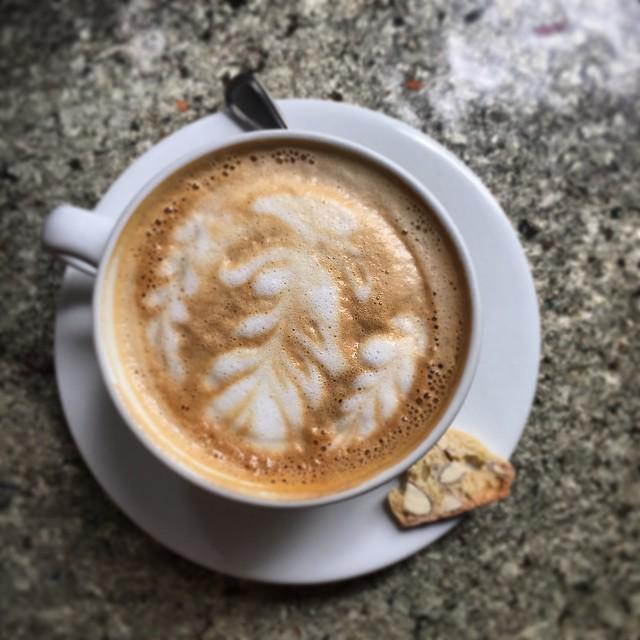 AdamCPearson's tweet photo. You just can't beat organic Peruvian coffee! #onlyinsouthamerica #limagourmetcompany #lanf… http://t.co/WKho0pxAPq http://t.co/blmmOa95lZ