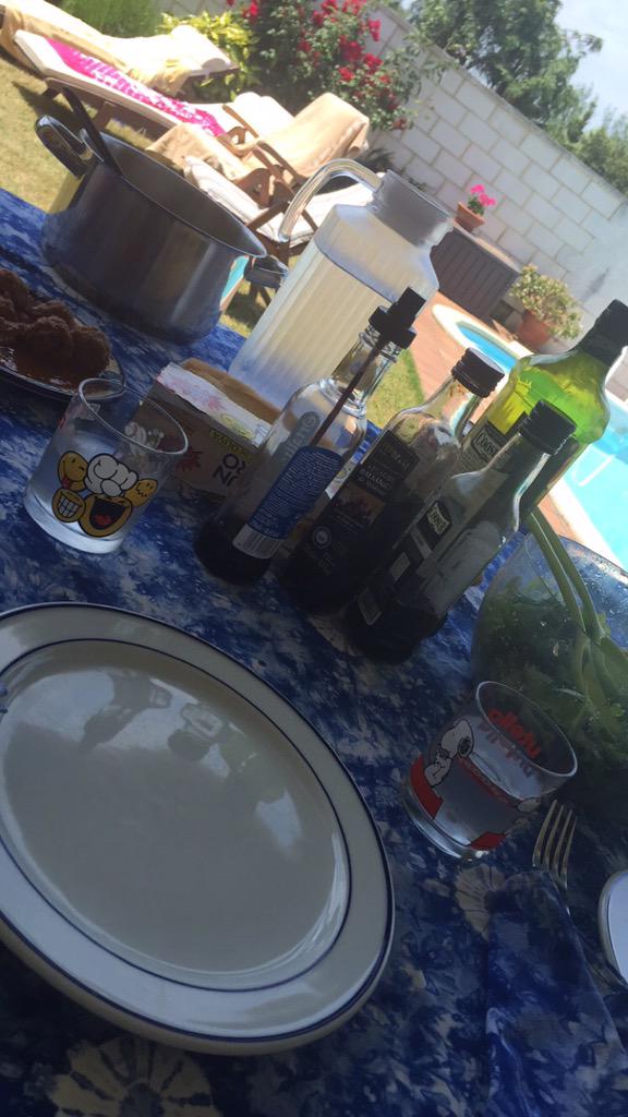Angela_aloonso's tweet photo. such a good day ☀️💦🙌😎 http://t.co/8Dui21rZY6