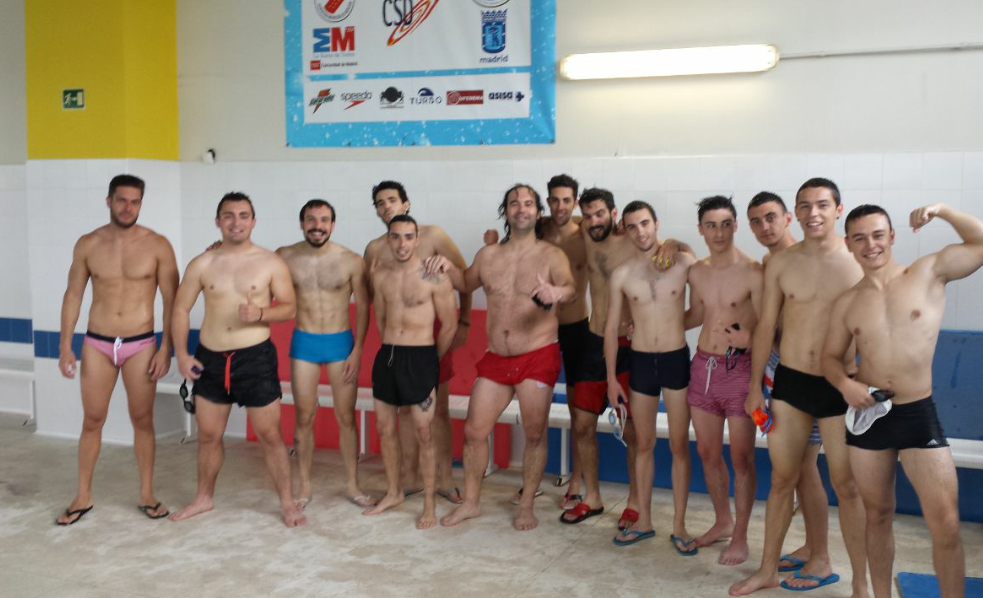 TafadSanchi's tweet photo. GRUPO 1º  #TAFAD ''COLEGIO EL VALLE SANCHINARRO''
Natación y Socorrismo, Colegio El Valle. http://t.co/PToAPlMLyA