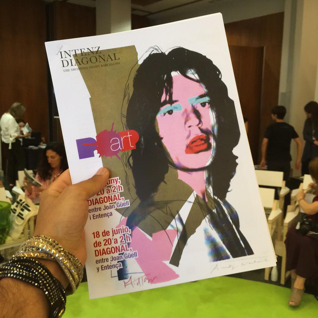 MisterBagbyAbel's tweet photo. Bloggers Meeting & Online Media ¡Comienza Intenz Diagonal #Barcelona! 😍 #intenz15 #popuart http://t.co/bykci9mCnC