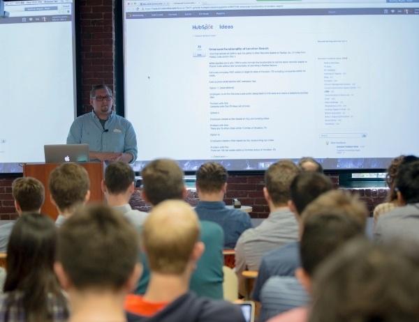 graysky's tweet image. How @HubSpotDev keeps itself honest on making meaningful progress for customer's each month: hubs.ly/y0SqZS0