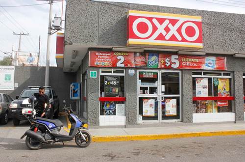 El_Universal_Mx's tweet photo. .@Tiendas_OXXO regalará un café ¿Qué tienes que hacer? #ENTÉRATE http://t.co/GxR5YjHTio http://t.co/q8PlS4XaPB