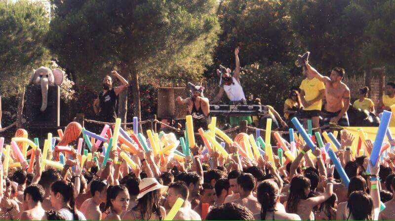 En un par de semanitas estaremos sumergidos en, probablemente, la mejor fiesta de tu #Verano2015... ¿Hay ganas?