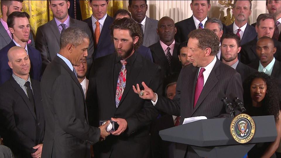 thrllsnsplls's tweet photo. Bumgarner rockin the tie 😂 No Jockey MadBum underwear for POTUS? #SFGiants #WS2014 #WhiteHouse http://t.co/JqBNie6Zs1