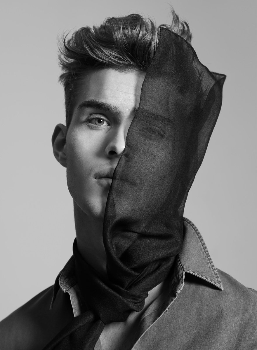 saveriocardia's tweet photo. #AllanLima at #luomoelite shot by me #saveriocardia #style by #FrancescaRicci http://t.co/ceXVfKDX9i