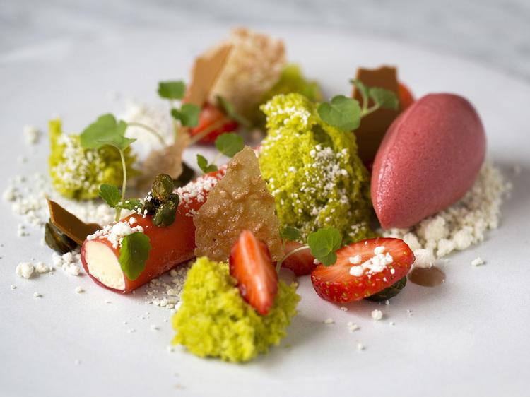 TimeOutEatDrink's tweet photo. 100 best LDN restaurants: destination dining at Bethnal Green's @TypingRoom http://t.co/XMFMB6GriW http://t.co/p9Qh7qf2MO