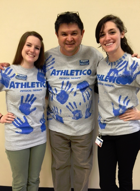 Athletico's tweet photo. A very happy #HTW2015 from our Lincoln Park East location! #PhysicalTherapy #HandTherapy @HandTherapyASHT http://t.co/jt1XRF8qaL