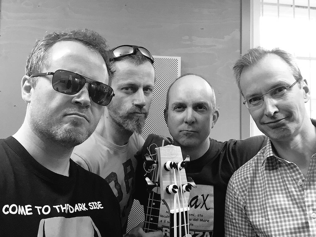 HellstringsN's tweet image. Preparing for next week's gig! #Ukulele