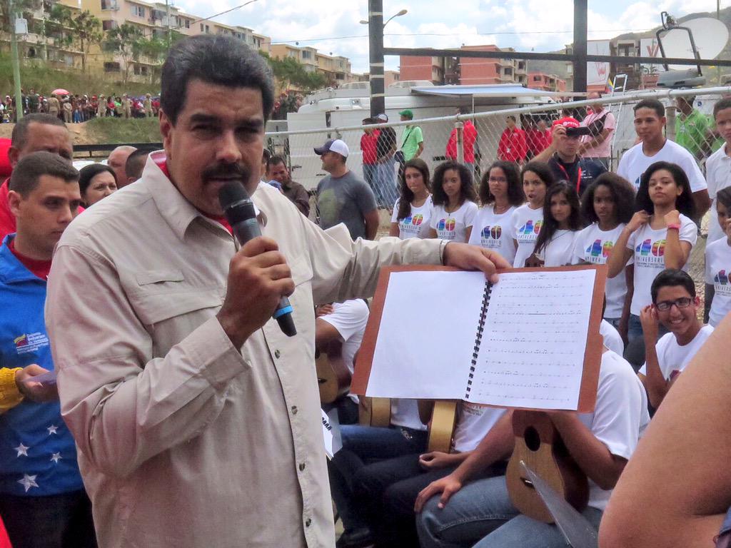 PresidencialVen's tweet image. #FOTOS Así se desarrolla la jornada de trabajo de @NicolasMaduro en Ciudad Belén de Guarenas