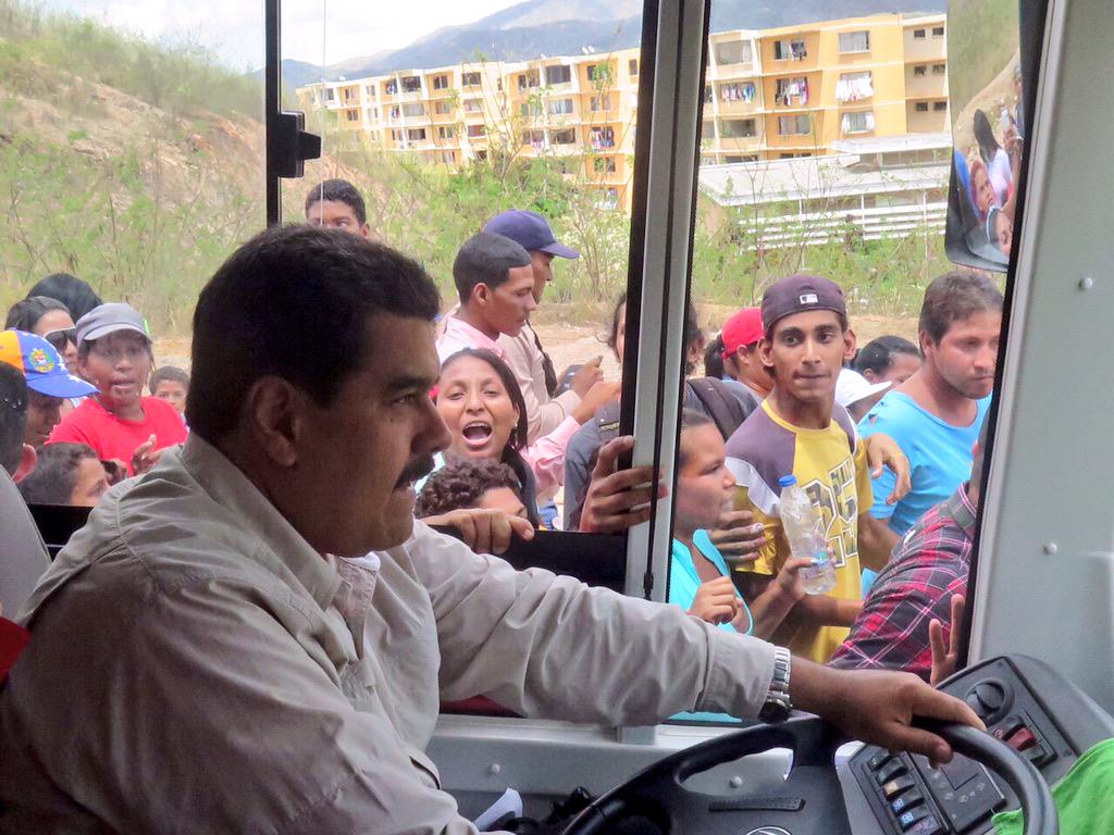 PresidencialVen's tweet image. #FOTOS Así se desarrolla la jornada de trabajo de @NicolasMaduro en Ciudad Belén de Guarenas