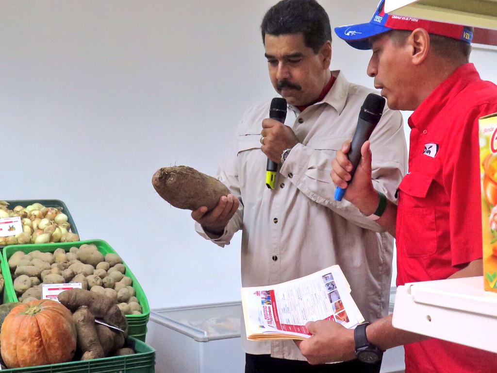 PresidencialVen's tweet image. #FOTOS Así se desarrolla la jornada de trabajo de @NicolasMaduro en Ciudad Belén de Guarenas