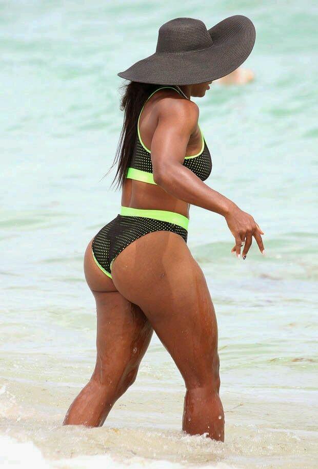 Serena williams butt