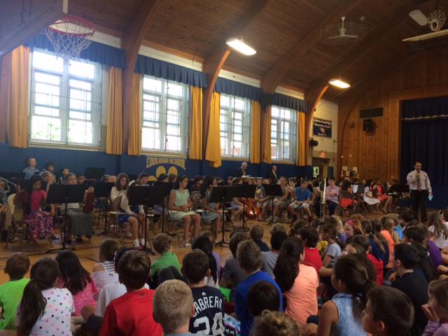 MissNienhouse's tweet photo. 4th and 5th grade band concert!  @WPSCoolidge http://t.co/l0by8v7U99