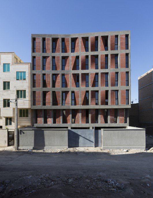 architect_good's tweet photo. CAAT Studio-"There is a myth in our society that good #architecture belongs to the rich only"
@ArchDaily http://t.co/m8rWhoUOKl