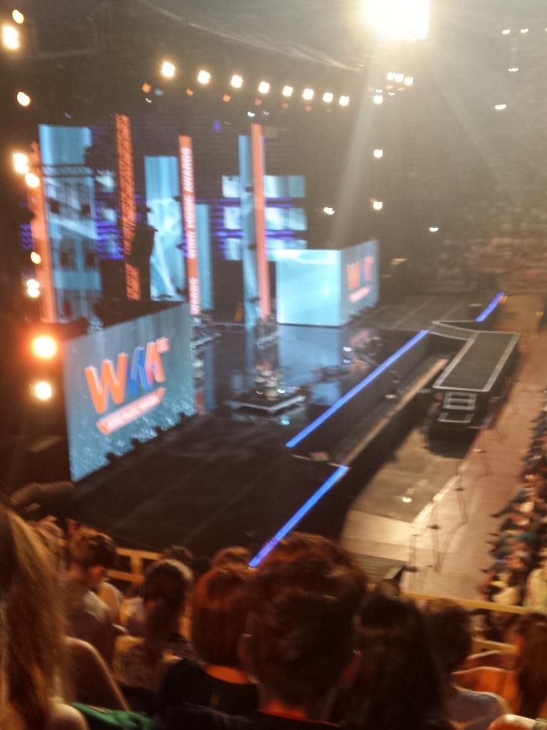 vichiviolina's tweet photo. #WMA15 #DearJackof vi aspettiamoo! http://t.co/JYBKc3fY1O