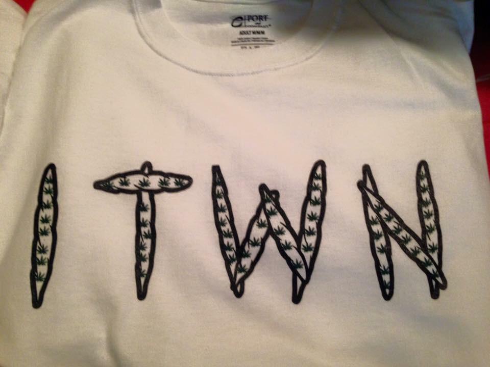 PrinceSynna's tweet image. Where my REAL smokers at #ITWN #ITakeWeedNapZzz shirts for sale $20 + $5 shipping if not in the las cruces area