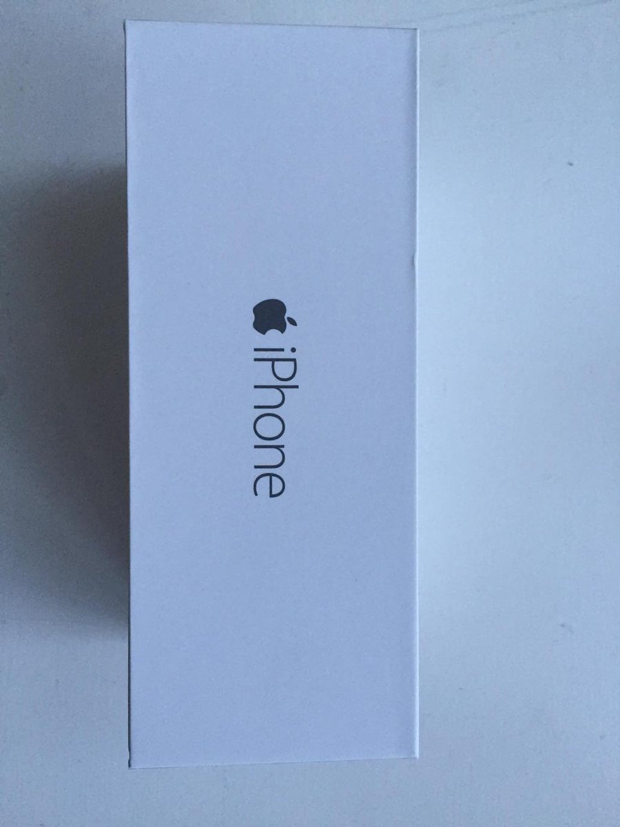 AdamHenderson02's tweet photo. @mencap_charity thanks for the great savings on my new phone with #mencapextras Mencap staff what are you waiting for http://t.co/TZue4MhcjD