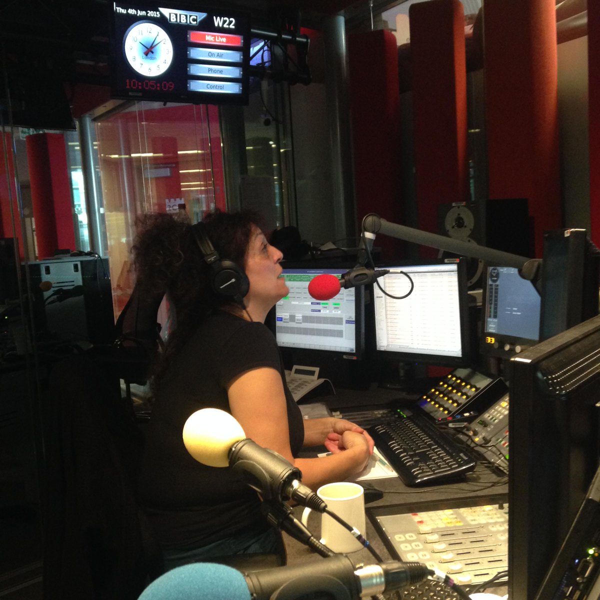 KingsCollegeNHS's tweet photo. Restorative Dentist Serpil appeared on local BBC radio stations this morning to discuss The Truth About Your #Teeth http://t.co/pjkupMW5Xr