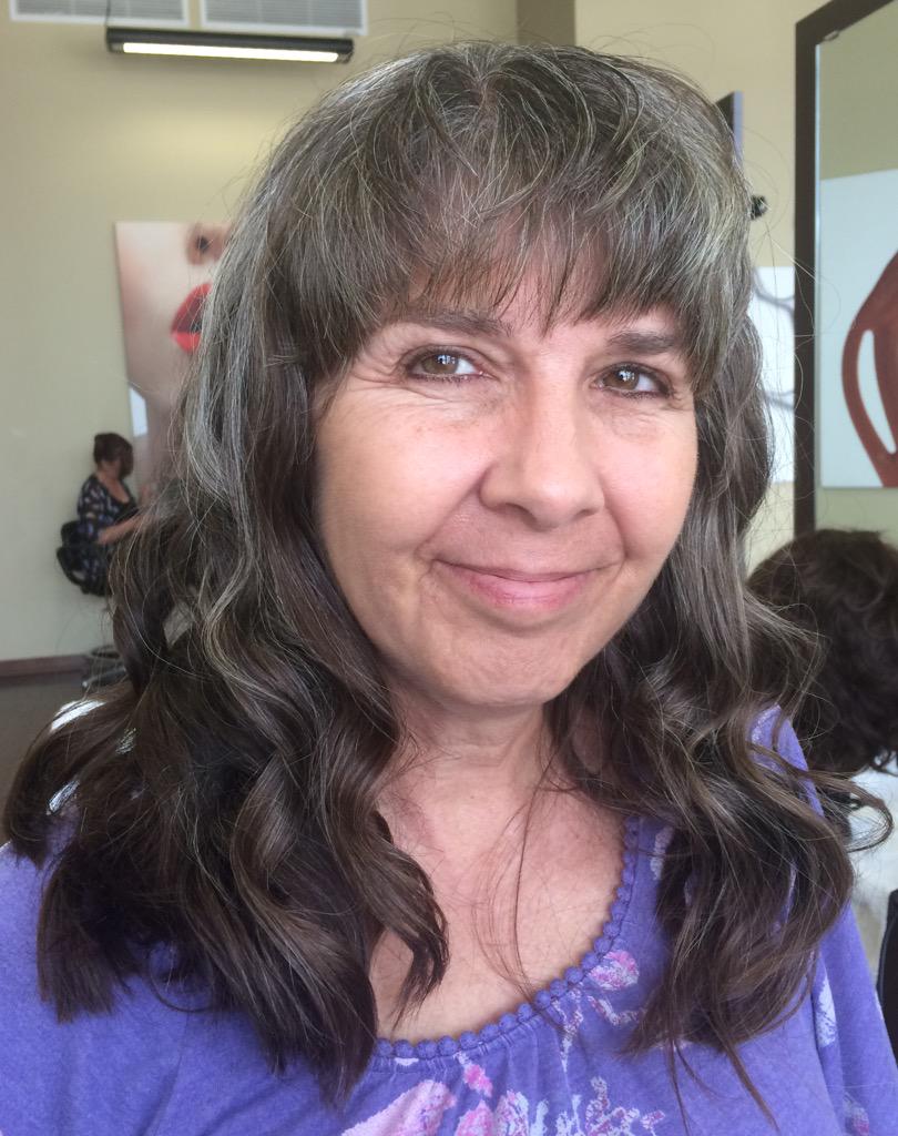 DreaminNTheRain's tweet image. I love what a little layering and Silverlights can do! So pretty! #RegencyBeauty #RegencyFayetteville #StudioLuma