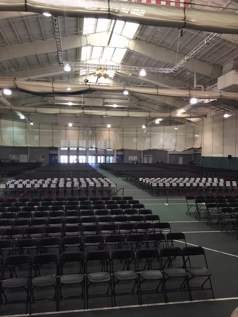 Medford2015's tweet photo. We're ready! http://t.co/NrQtkgded4