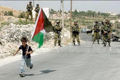 callmesamyy's tweet photo. When I get older
I will be stronger
Just like a wavin flag #YaAllahHelpGaza http://t.co/nvNOAePWdc