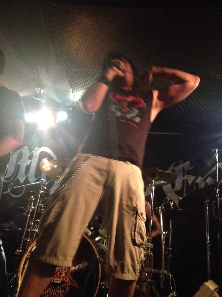 SilentViceBand's tweet photo. #hellinheaven we are ready for our gig in #Madrid with #ritualdeath and @meadows_end #staydoom http://t.co/Habjt0yhB7