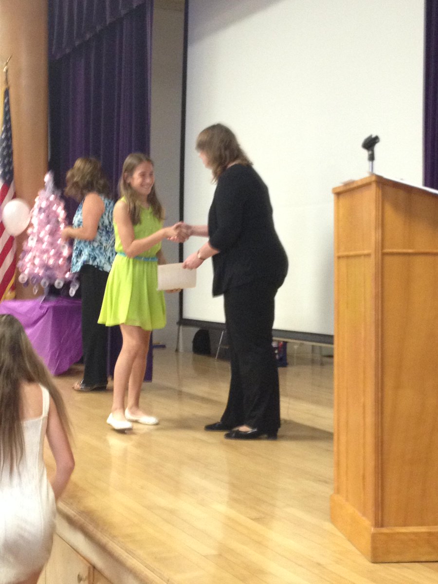 WESpolarbears's tweet photo. Celebrating #ayearoflearning times 6 at #WES! Way to go 5th Grade! http://t.co/w83QHTvg2W
